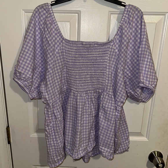 Plus Size Gingham Woven Top - Picture 5 of 8
